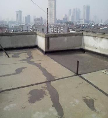 漯河市漏水维修 楼顶漏水是什么原因，楼顶漏水维修方法是什么?